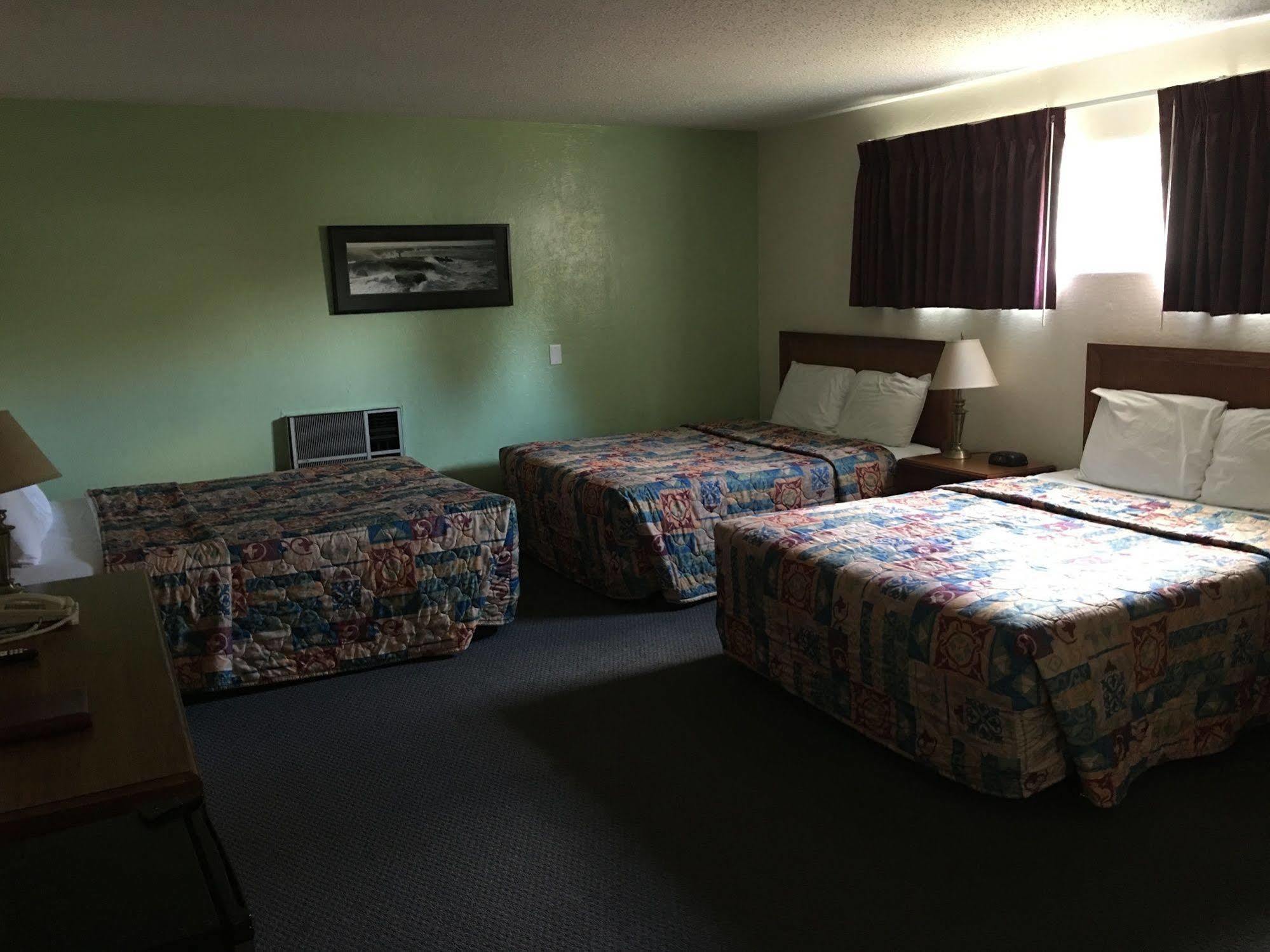 Sunset Inn Grants Pass Luaran gambar